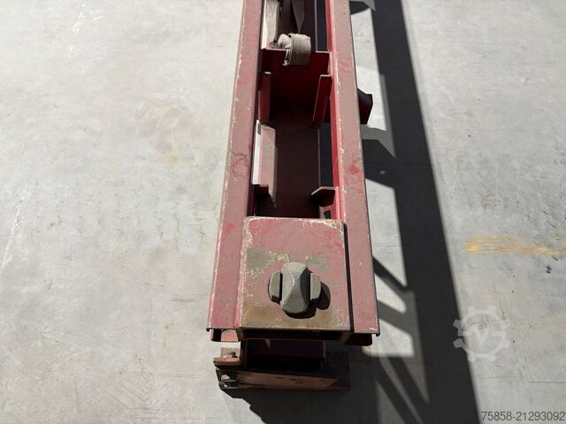 Belka wyrównująca sonstige Ausgleichsbock für gekröpften Tieflader