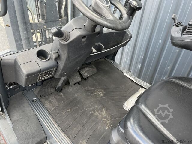 LPG vysokozdvižné vozíky Linde H25T-02