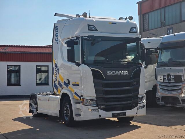 Tractor estándar SCANIA R590 * V8 * RETARDER * ACC * 2X TANK * 1. HAND