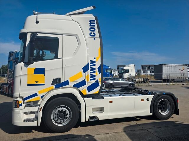 Tractor estándar SCANIA R590 * V8 * RETARDER * ACC * 2X TANK * 1. HAND