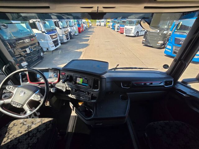 Tractor estándar SCANIA R590 * V8 * RETARDER * ACC * 2X TANK * 1. HAND