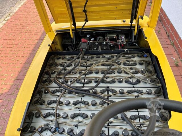 Elektrisk 4 -hjulet gaffeltruck Hyster J 3.0 XN