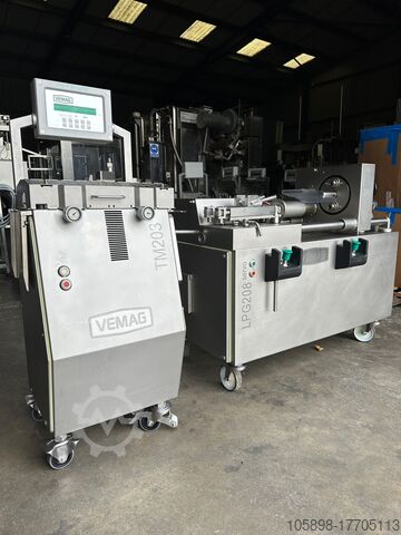 Linea di collegamento (2017) e taglio (2020) delle salsicce Vemag LPG 208 Servo and TM203