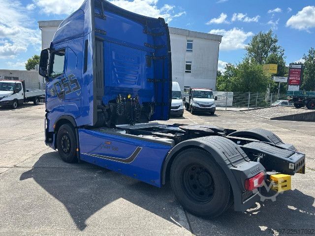Standaard trekker IVECO AS440S53T/P / Retarder / Lampenbügel