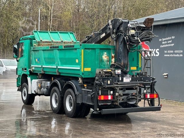 Basculantă MERCEDES-BENZ Actros 3348 6x6 Kipper mit HIAB 1300RS 83