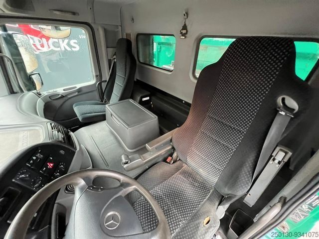 Basculantă MERCEDES-BENZ Actros 3348 6x6 Kipper mit HIAB 1300RS 83