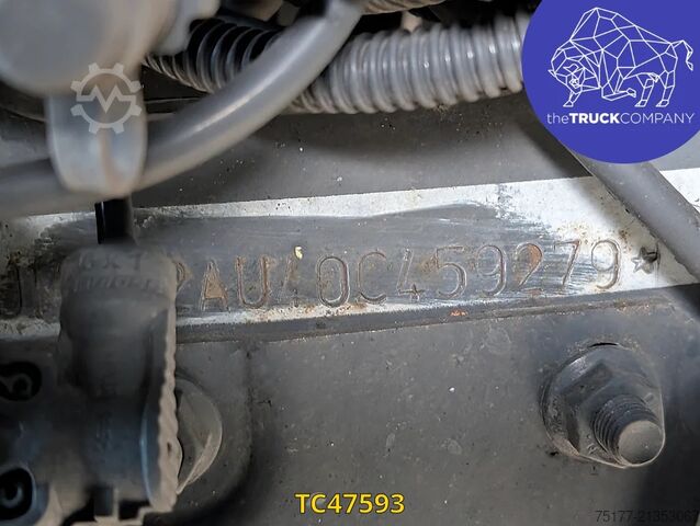 Estándar-SZM Iveco S-Way 480