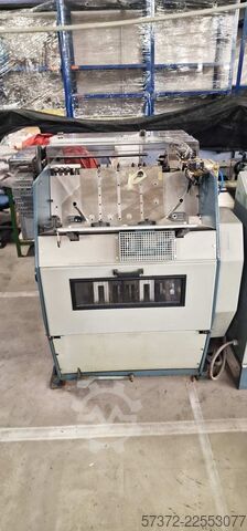 Fadenheftmaschine Smyth/Freccia F120
