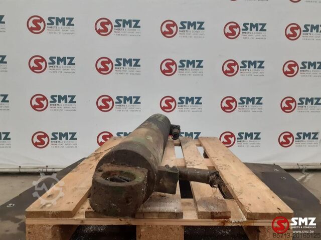 Hydraulisch systeem Zettelmeyer Occ hydraulische zuiger voor bediening hefarm Zett