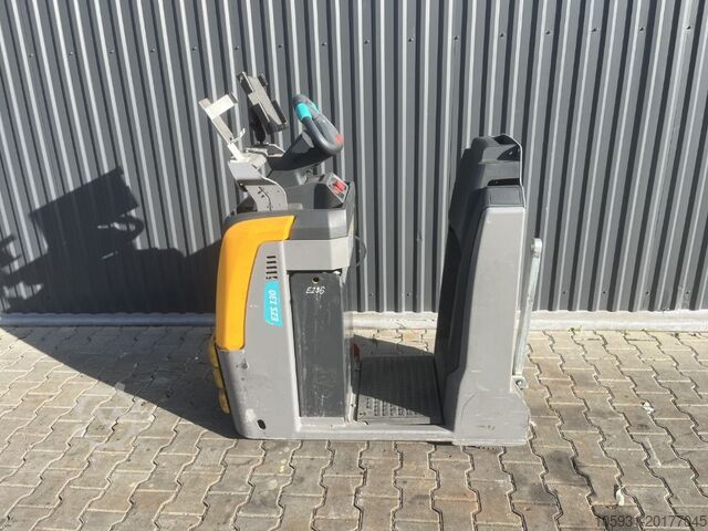Schlepper Jungheinrich EZS130