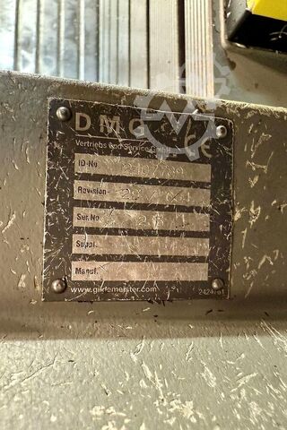 Machining centar sa 5 osovina Deckel Maho DMF 220 linear