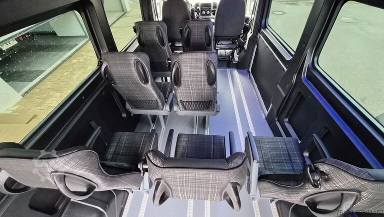 Minibus PEUGEOT Boxer 9 Sitzer Airline Boden Ducato Movano