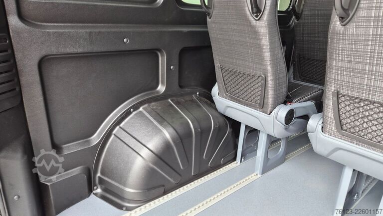 Minibus PEUGEOT Boxer 9 Sitzer Airline Boden Ducato Movano