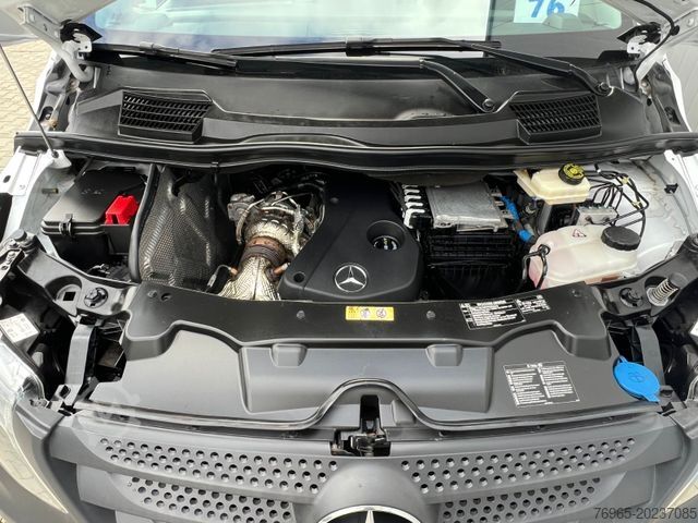 Furgoneta MERCEDES-BENZ Vito 114 LANG 9G 4x4 KLIMA NAVI TEMPOMAT KAMERA