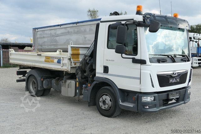 Autoutilitară basculantă trilaterală MAN 8.220 TGL BB, Hiab 055 BS-2, Greifer, AHK, Funk