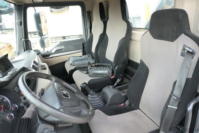 Autoutilitară basculantă trilaterală MAN 8.220 TGL BB, Hiab 055 BS-2, Greifer, AHK, Funk