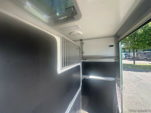 Van Mercedes-Benz Sprinter 319 STX 1-2 Pferde Hengsttrennung