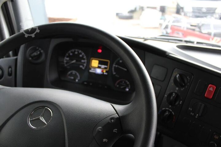 Wywrotka Mercedes-Benz Axor 3344 K 6x4 Tipper Truck