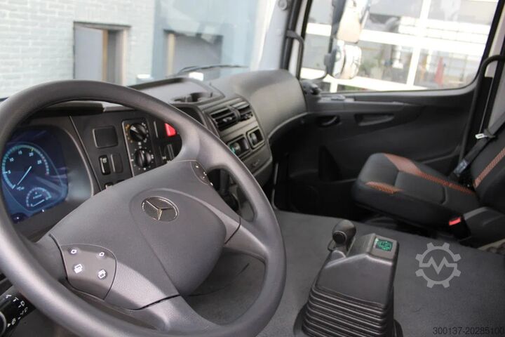 Sklápěč Mercedes-Benz Axor 3344 K 6x4 Tipper Truck