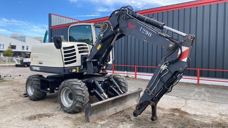 Mobilni bager Schaeff TW 95