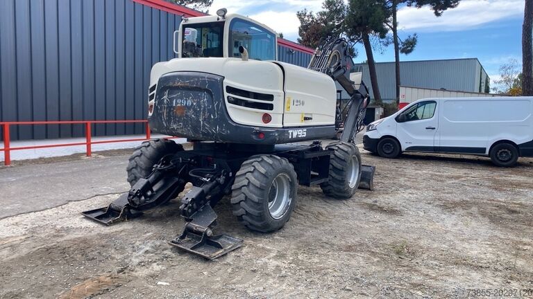 Mobilni bager Schaeff TW 95