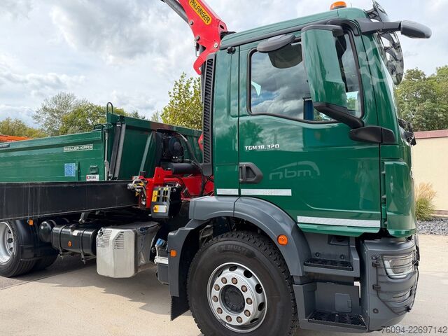 Camión volquete trilateral MAN TGM 18.320 4x2 Kipper KRAN 15m FUNK AHK