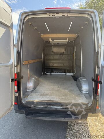 Højt tag varevogn VW Crafter