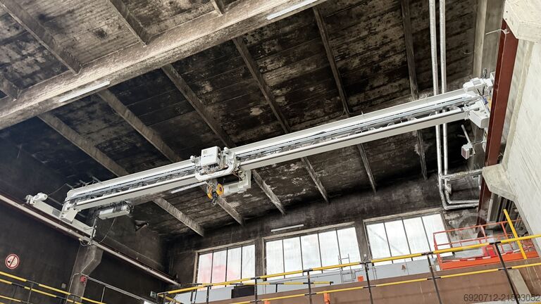 12.500 mm x 8 toneladas Demag Overhead crane