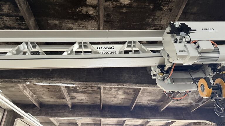 12.500 mm x 8 toneladas Demag Overhead crane