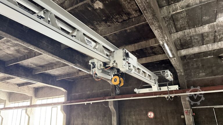 12.500 mm x 8 toneladas Demag Overhead crane