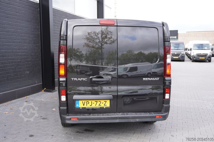 Furgonetă Renault Trafic 2.0 dCi L2 EURO 6 - Airco - Cruise - Car...