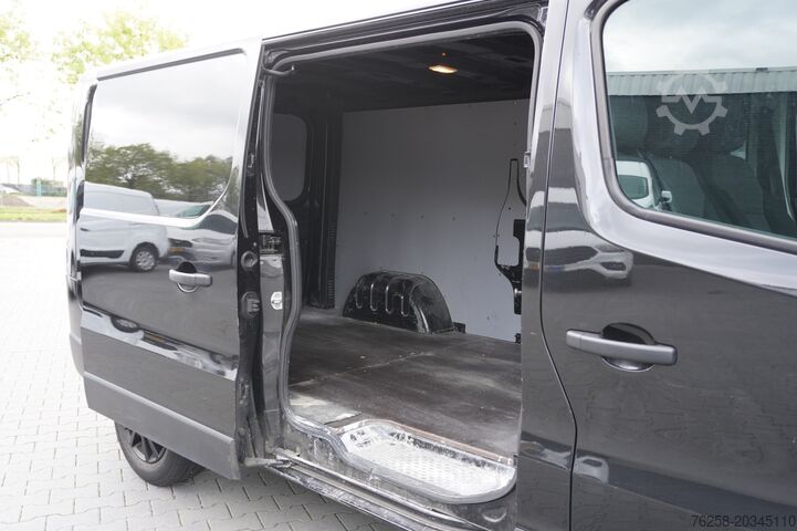 Furgão de caixa Renault Trafic 2.0 dCi L2 EURO 6 - Airco - Cruise - Car...