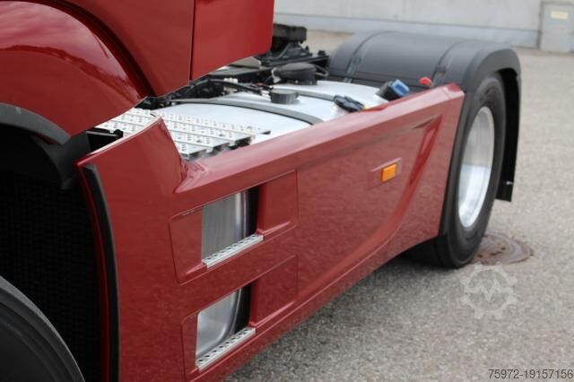 Standardni tegljač Mercedes-Benz Actros 1853LS DRIVEREXTENT+