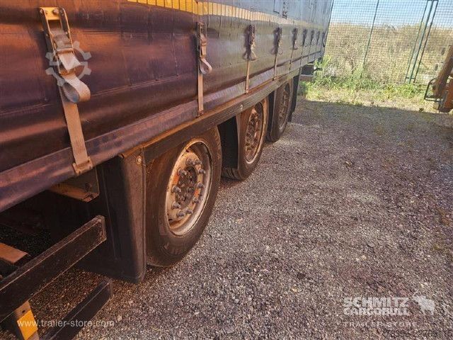 Otevřený návěs s plachtou Schmitz Cargobull Semitrailer Curtainsider Mega