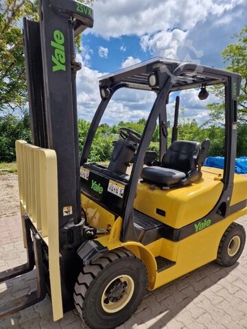 4-wheel forklift Yale GDP 25VX V2420