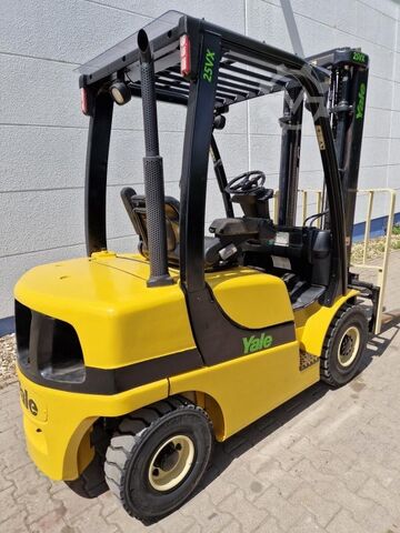 4-wheel forklift Yale GDP 25VX V2420