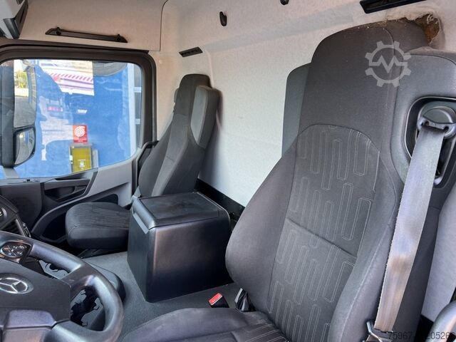 Pritschenwagen mit Plane Mercedes-Benz Antos 2532