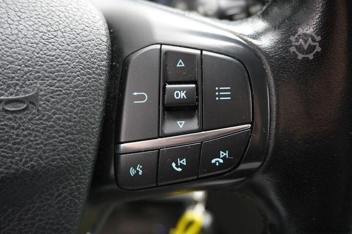 Bestelbus Ford Transit Custom 2.0 TDCI 130PK L2 EURO 6 - Airco...