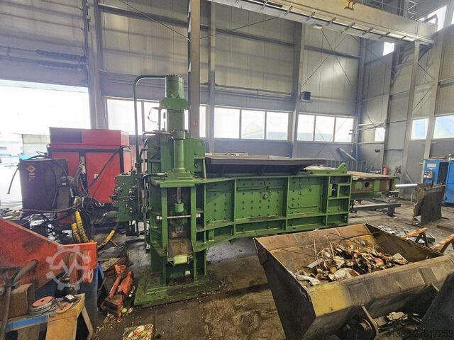 Packing press Henschel PS 3-30 / 30 B