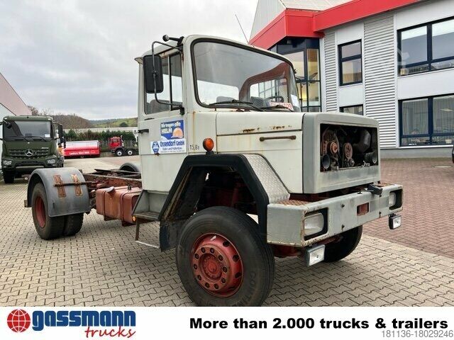 Chassi de caminhão Iveco 150-16 4x2