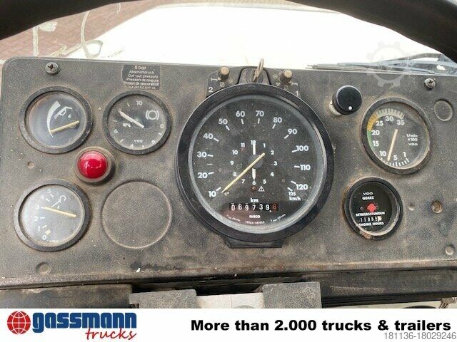 Chassi de caminhão Iveco 150-16 4x2