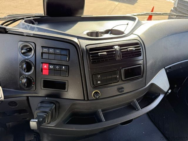 Koelwagen met geïsoleerde laadbak MERCEDES-BENZ ATEGO 818 L Tiefkühlkoffer 5 m LBW 1 to.*THERMO