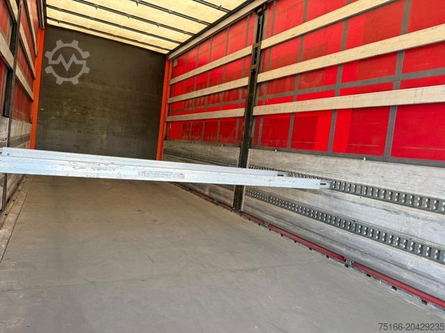 Camion cu platformă MERCEDES-BENZ ACTROS 2545 L Pritsche/Plane 7,10 m LBW 2 T*ADR