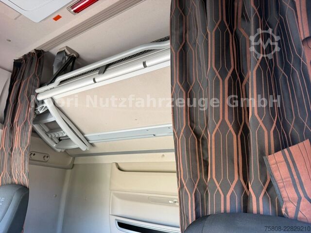Standaard trekker DAF XF530 SSC 2Tanks 1275L ACC Standklima Xenon