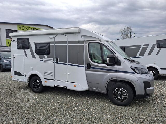 Camping-car semi-intégré CARADO V 132