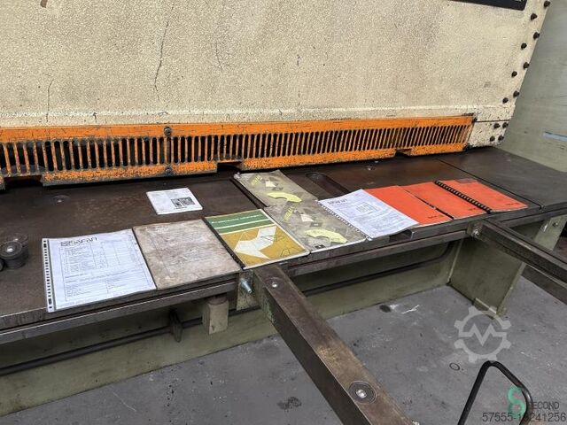 Plaatscharen Safan HVS 310 13/16 1990 Safan HVS 310 13/16