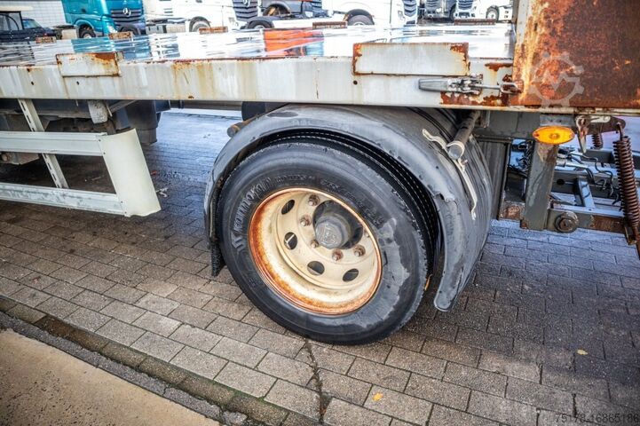 Platforma de încărcare LECITRAILER VOLAILLE/GEFLÛGEL/POULTRY+REHAUSSABLE