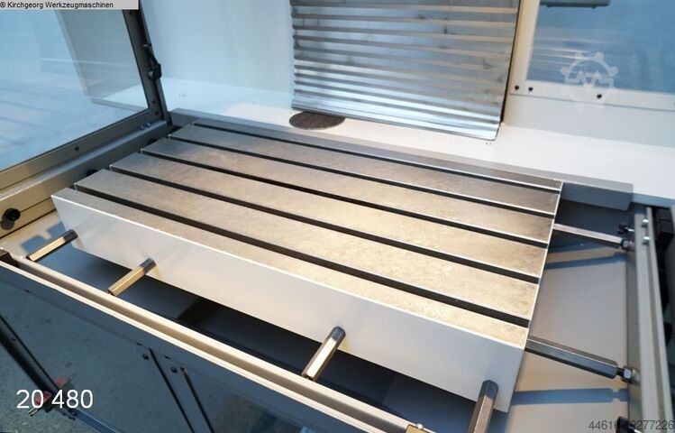 Mașină de frezat - Universal AVIA FNE 40P