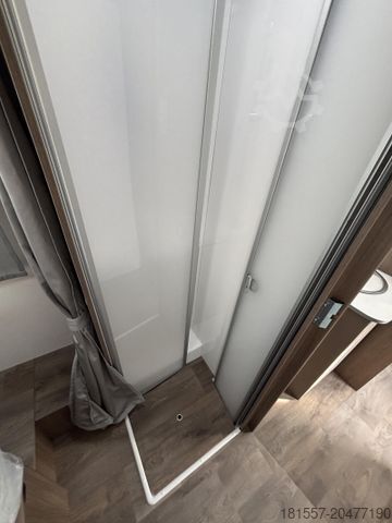 Integrated camper CARADO pro+ I 449