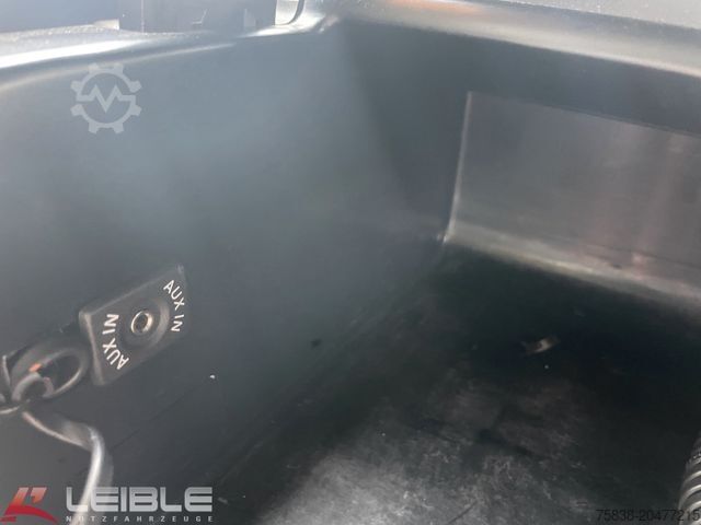 Pick-up van VOLKSWAGEN T5 2.0 TDI*TOP*4Motion*AHK*LED*Vollluft*Klima